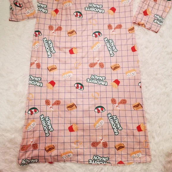 New long sleeves nightgown - Picture 2 of 2